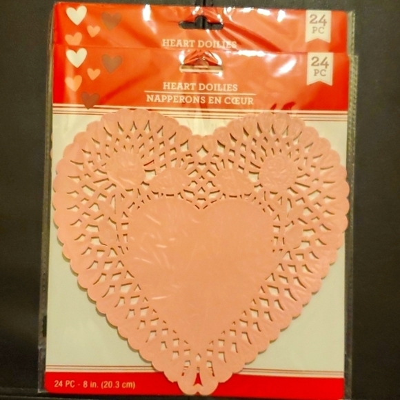 Heart Shaped Doilies-Pink-2 packs (Total 48 Doilies) - Picture 1 of 4